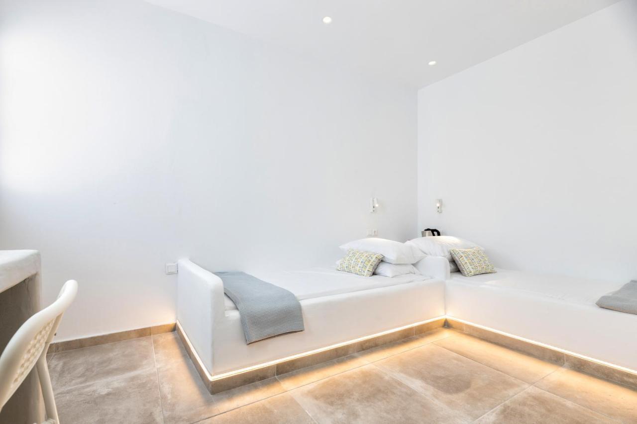 Pelican Paros Exterior photo