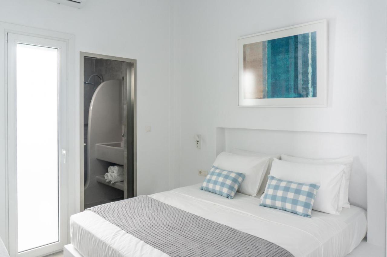 Pelican Paros Exterior photo